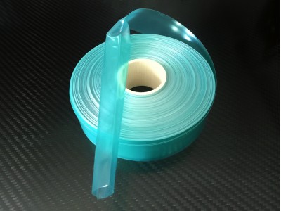 Self-releasing tubular vacuum film roll VC065